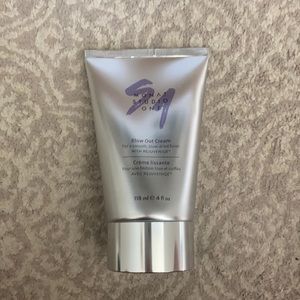 Monat Blow Out Cream